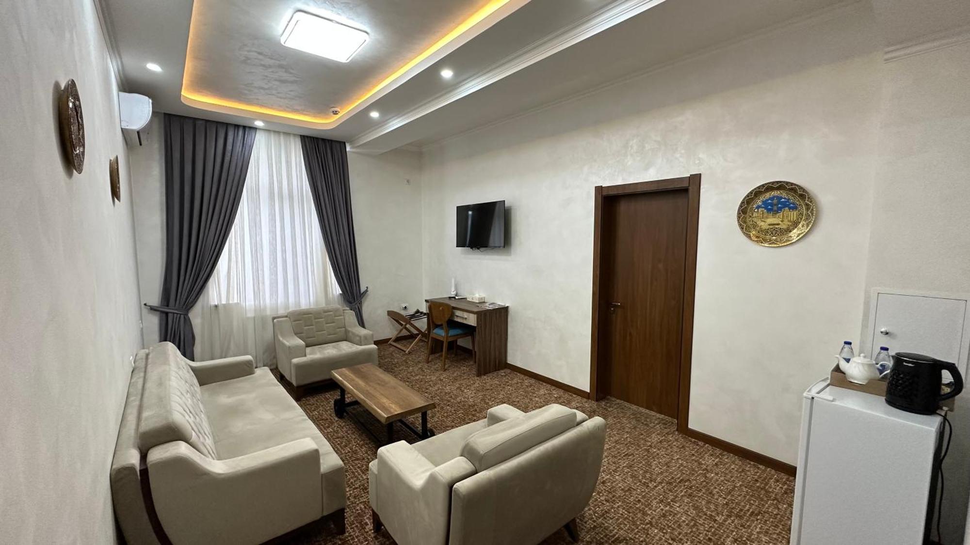 Rayyan Hotel & Spa タシュケント エクステリア 写真