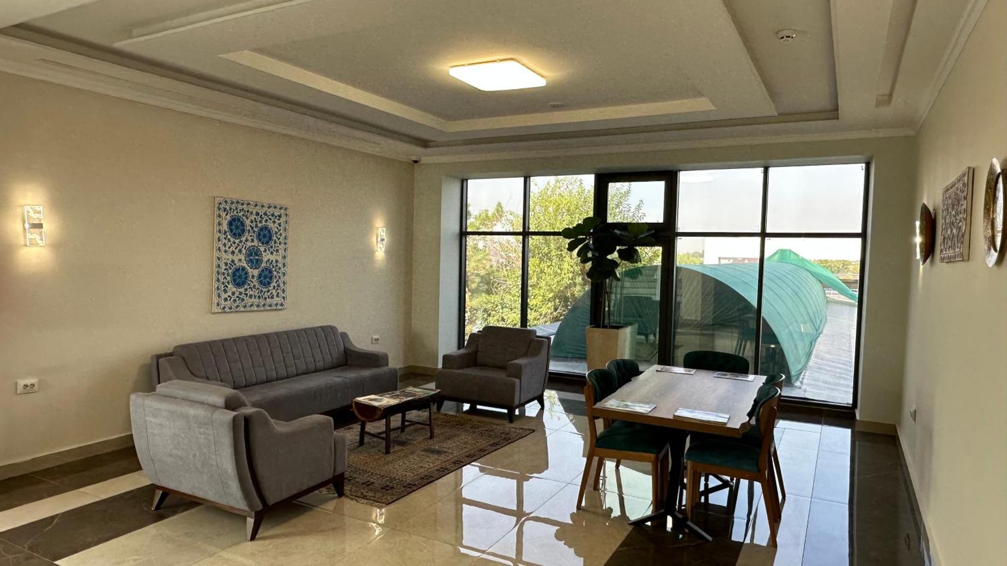 Rayyan Hotel & Spa タシュケント エクステリア 写真