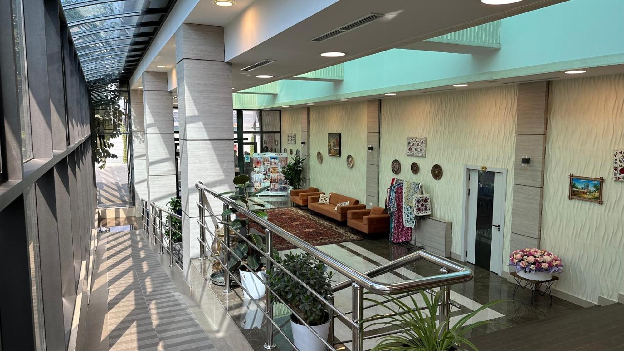 Rayyan Hotel & Spa タシュケント エクステリア 写真
