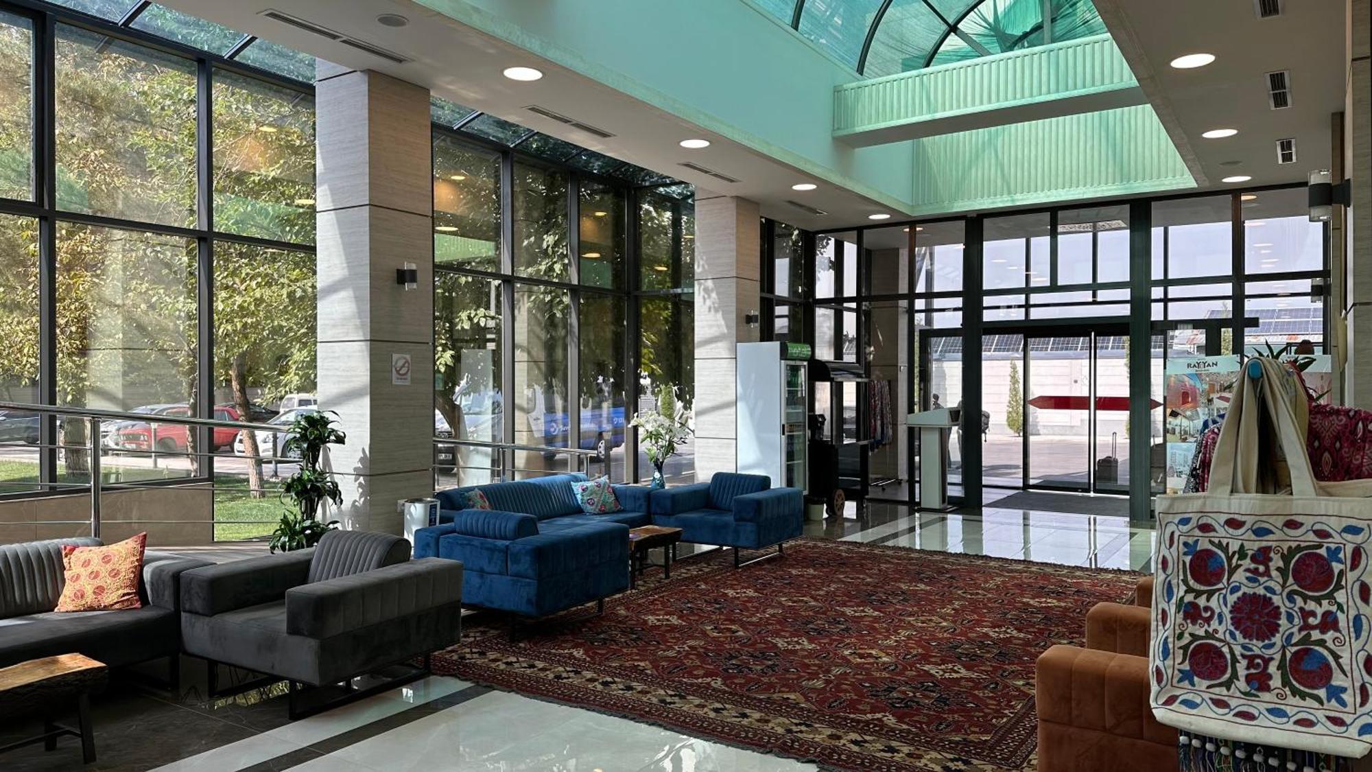 Rayyan Hotel & Spa タシュケント エクステリア 写真